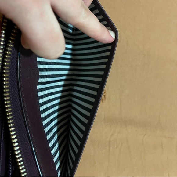 Kate Spade Wallet - Picture 2 of 6